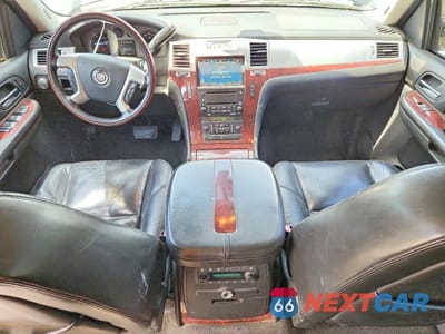 Zdjęcie 8 z 13 samochodu: 2007 CADILLAC ESCALADE LUXURY VIN:1GYFK638X7R222411 - miniatura