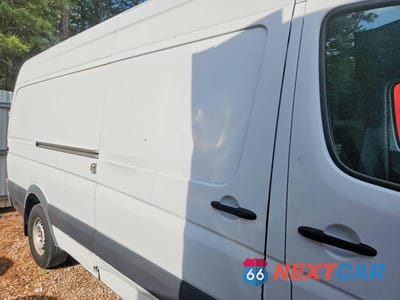 Zdjęcie 11 z 13 samochodu: 2014 MERCEDES-BENZ SPRINTER 2500 DELIVERY VAN VIN:WD3PE8DC5E5881267 - miniatura