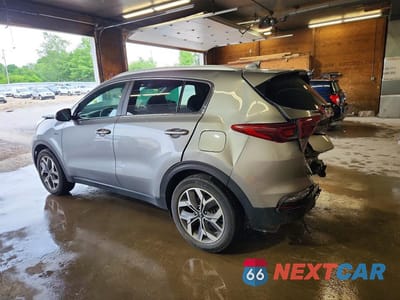 Drugie zdjęcie samochodu z przodu: 2020 KIA SPORTAGE EX VIN:KNDPNCACXL7697280 - miniatura