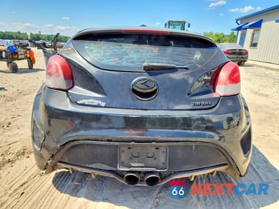 Zdjęcie 6 z 12 samochodu: 2014 HYUNDAI VELOSTER TURBO VIN:KMHTC6AE9EU188644 - miniatura