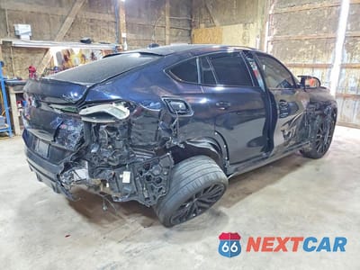 Trzecie zdjęcie samochodu z tyłu: 2026 BMW X6 M60I VIN:5UX43EX06S9Y05283 - miniatura