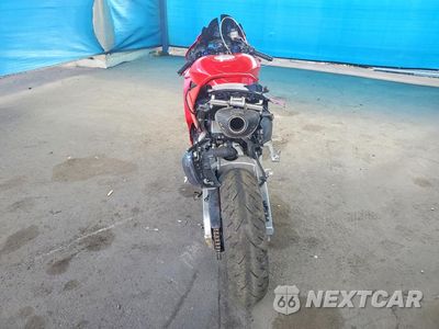 Czwarte zdjęcie samochodu z boku: 2014 HONDA CBR600 RR VIN:JH2PC401XEK700083 - miniatura