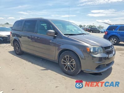 Czwarte zdjęcie samochodu z boku: 2017 DODGE GRAND CARAVAN GT VIN:2C4RDGEG7HR716146 - miniatura
