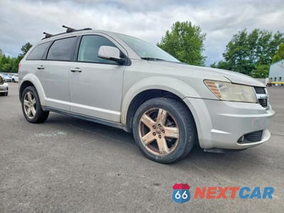 Czwarte zdjęcie samochodu z boku: 2010 DODGE JOURNEY SXT VIN:3D4PH5FV7AT225983 - miniatura