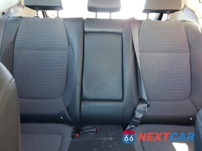 Zdjęcie 10 z 14 samochodu: 2021 KIA SELTOS S VIN:KNDEUCAA9M7120928 - miniatura
