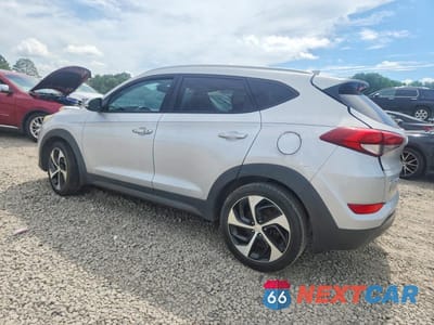 Drugie zdjęcie samochodu z przodu: 2016 HYUNDAI TUCSON LIMITED VIN:KM8J33A25GU040232 - miniatura