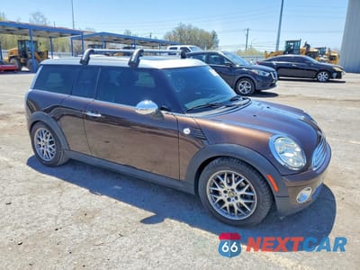 Czwarte zdjęcie samochodu z boku: 2008 MINI COOPER CLUBMAN VIN:WMWML33598TJ46048 - miniatura