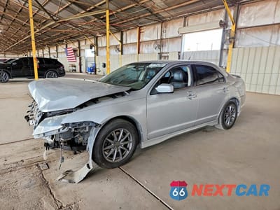 2010 FORD FUSION SPORT 3FAHP0KC8AR245576 - główne zdjęcie licytacji z USA - miniatura