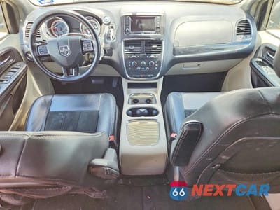 Zdjęcie 8 z 13 samochodu: 2017 DODGE GRAND CARAVAN SXT VIN:2C4RDGCG2HR791548 - miniatura