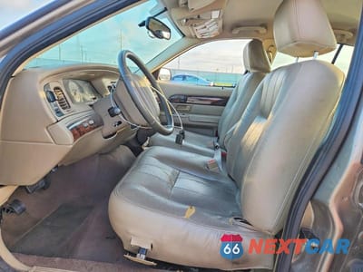 Zdjęcie 7 z 12 samochodu: 2004 MERCURY GRAND MARQUIS LS VIN:2MEFM75W54X656611 - miniatura