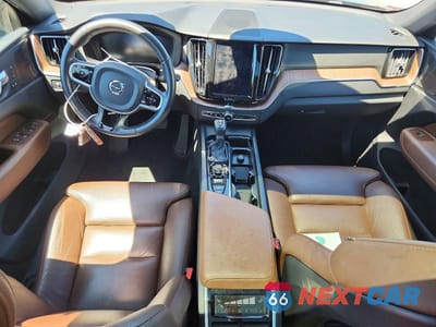 Zdjęcie 8 z 12 samochodu: 2020 VOLVO XC60 T5 INSCRIPTION VIN:YV4102RL0L1571903 - miniatura