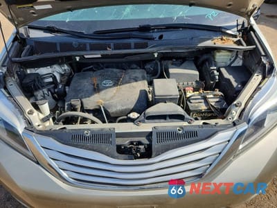 Zdjęcie 11 z 12 samochodu: 2017 TOYOTA SIENNA LIMITED PREMIUM 7-PASSENGER VIN:5TDDZ3DC1HS154108 - miniatura