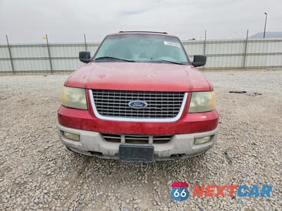 Piąte zdjęcie samochodu w środku: 2004 FORD EXPEDITION XLT VIN:1FMPU16L94LA62216 - miniatura