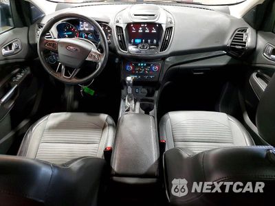 Zdjęcie 8 z 13 samochodu: 2017 FORD ESCAPE TITANIUM VIN:1FMCU9J98HUA26607 - miniatura