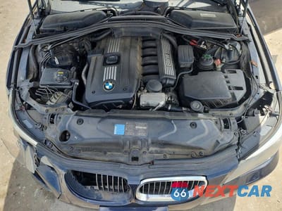 Zdjęcie 11 z 12 samochodu: 2009 BMW 528 XI VIN:WBANV13559C154457 - miniatura