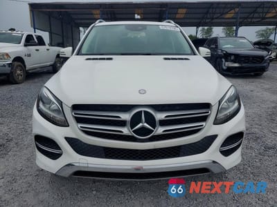 Piąte zdjęcie samochodu w środku: 2017 MERCEDES-BENZ GLE 350 VIN:4JGDA5JB4HA815301 - miniatura