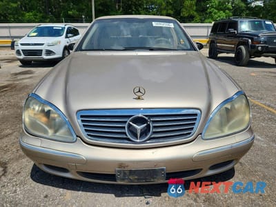 Piąte zdjęcie samochodu w środku: 2002 MERCEDES-BENZ S 500 VIN:WDBNG75J62A254173 - miniatura