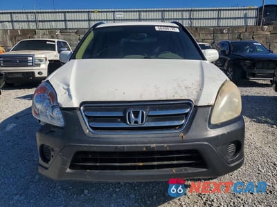 Piąte zdjęcie samochodu w środku: 2005 HONDA CR-V EX VIN:SHSRD78875U310615 - miniatura