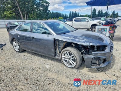 Czwarte zdjęcie samochodu z boku: 2023 AUDI A4 PREMIUM PLUS 45 VIN:WAUEAAF42PN005035 - miniatura