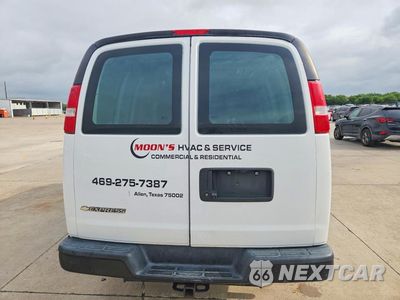 Zdjęcie 6 z 13 samochodu: 2020 CHEVROLET EXPRESS G2500 DELIVERY VAN VIN:1GCWGAFP2L1117271 - miniatura