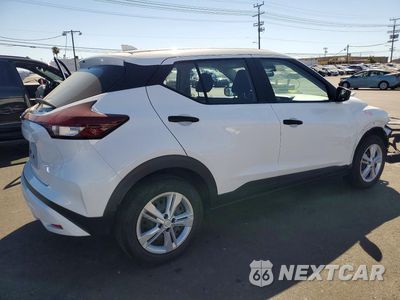 Trzecie zdjęcie samochodu z tyłu: 2024 NISSAN KICKS S VIN:3N1CP5BVXRL533748 - miniatura