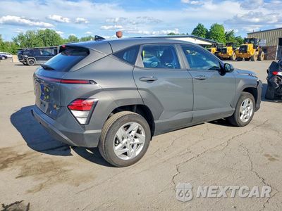 Trzecie zdjęcie samochodu z tyłu: 2025 HYUNDAI KONA SE VIN:KM8HACAB0SU256003 - miniatura