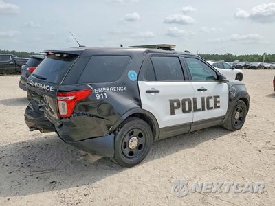 Trzecie zdjęcie samochodu z tyłu: 2015 FORD EXPLORER POLICE INTERCEPTOR VIN:1FM5K8ARXFGA88837 - miniatura