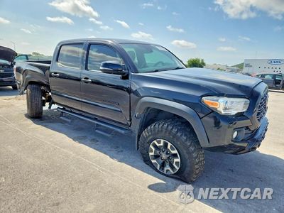 Czwarte zdjęcie samochodu z boku: 2020 TOYOTA TACOMA TRD OFF-ROAD VIN:5TFCZ5AN2LX229236 - miniatura