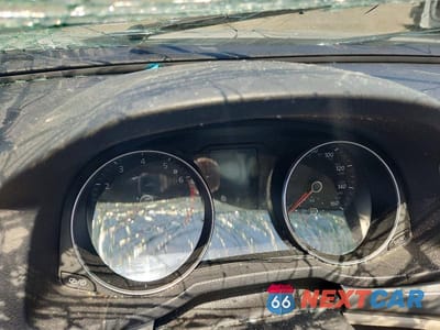 Zdjęcie 9 z 13 samochodu: 2019 VOLKSWAGEN PASSAT WOLFSBURG VIN:1VWLA7A32KC009566 - miniatura