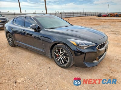 Czwarte zdjęcie samochodu z boku: 2023 KIA STINGER GT LINE VIN:KNAE35LD6P6128403 - miniatura
