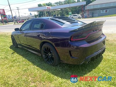 Trzecie zdjęcie samochodu z tyłu: 2020 DODGE CHARGER SCAT PACK VIN:2C3CDXGJXLH216189 - miniatura