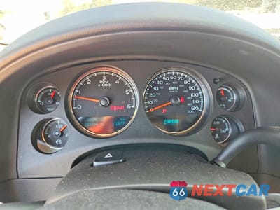 Zdjęcie 9 z 13 samochodu: 2014 CHEVROLET SUBURBAN K1500 LT VIN:1GNSKJE74ER228494 - miniatura