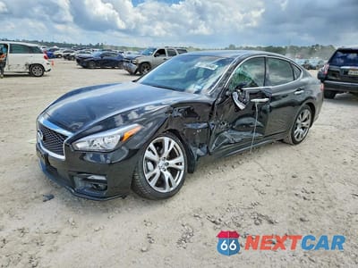 2019 INFINITI Q70 3.7 LUXE JN1BY1AP2KM505698 - główne zdjęcie licytacji z USA - miniatura