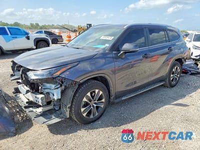 2024 TOYOTA HIGHLANDER XLE 5TDKDRAH8RS539854 - główne zdjęcie licytacji z USA - miniatura