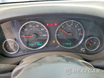 Zdjęcie 9 z 12 samochodu: 2012 JEEP WRANGLER SPORT VIN:1C4AJWAG2CL151862 - miniatura