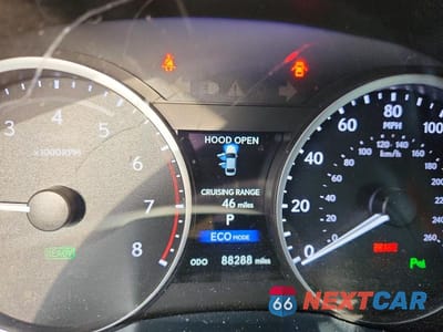 Zdjęcie 9 z 12 samochodu: 2014 LEXUS ES 300H VIN:JTHBW1GG0E2044915 - miniatura