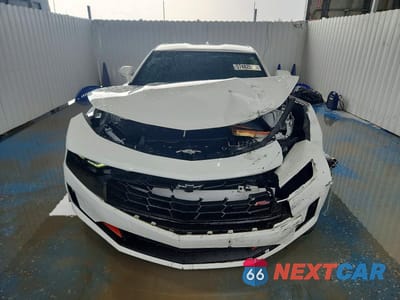 Piąte zdjęcie samochodu w środku: 2024 CHEVROLET CAMARO LS VIN:1G1FA1RS9R0116983 - miniatura