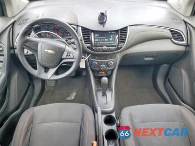 Zdjęcie 8 z 12 samochodu: 2017 CHEVROLET TRAX LS VIN:3GNCJKSB7HL132599 - miniatura
