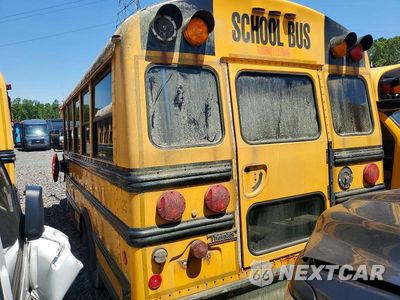 Trzecie zdjęcie samochodu z tyłu: 2006 GMC SAVANA CUT - SCHOOL BUS VIN:1GDJG31UX61169492 - miniatura