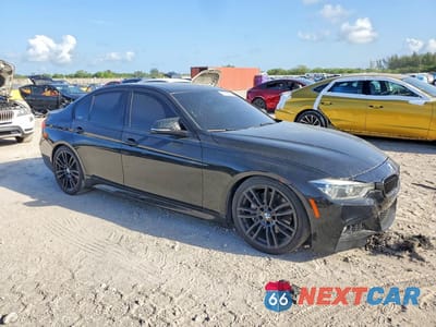 Czwarte zdjęcie samochodu z boku: 2017 BMW 340 I VIN:WBA8B3G37HNU36340 - miniatura