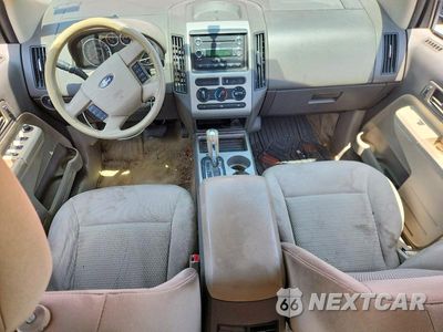 Zdjęcie 8 z 14 samochodu: 2010 FORD EDGE SE VIN:2FMDK3GC2ABA56580 - miniatura