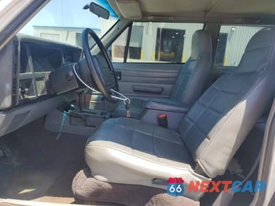 Zdjęcie 7 z 12 samochodu: 1996 JEEP CHEROKEE SE VIN:1J4FJ27S7TL257566 - miniatura
