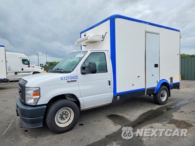 2023 FORD E350 REFRIGERATED BOX TRUCK 1FDWE3FK1PDD09741 - główne zdjęcie licytacji z USA - miniatura