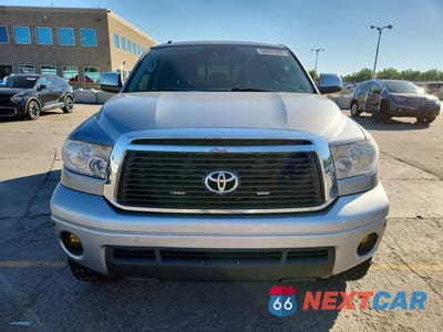 Piąte zdjęcie samochodu w środku: 2013 TOYOTA TUNDRA DOUBLE CAB LIMITED VIN:5TFBW5F1XDX320475 - miniatura