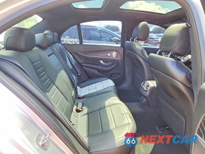 Zdjęcie 10 z 12 samochodu: 2018 MERCEDES-BENZ E 300 4MATIC VIN:WDDZF4KB0JA397688 - miniatura