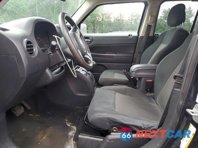 Zdjęcie 7 z 13 samochodu: 2011 JEEP PATRIOT SPORT VIN:1J4NF1GB4BD127650 - miniatura