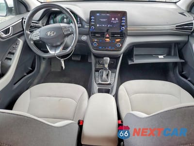Zdjęcie 8 z 13 samochodu: 2021 HYUNDAI IONIQ SE VIN:KMHC75LC5MU260867 - miniatura