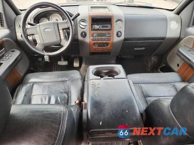 Zdjęcie 8 z 12 samochodu: 2004 FORD F150 SUPERCREW VIN:1FTPW14564KD57069 - miniatura