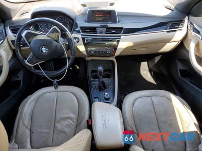 Zdjęcie 8 z 13 samochodu: 2018 BMW X1 XDRIVE28I VIN:WBXHT3C36J5K20462 - miniatura