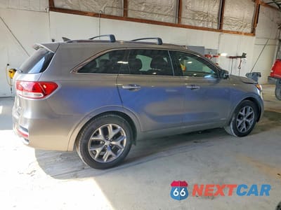 Trzecie zdjęcie samochodu z tyłu: 2016 KIA SORENTO SX LIMITED VIN:5XYPKDA15GG030655 - miniatura